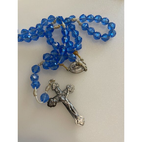 Lot Of Religious Crucifixes Handmade Rosaries Scapula & Finger Rosary Keychain - Picture 12 of 13